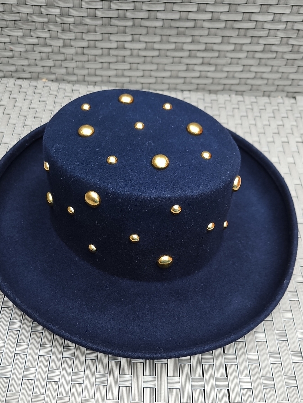 Vintage Betmar New York 100% Wool Gold-Studs Navy Felt Wide-Brim Hat - Picture 15 of 17